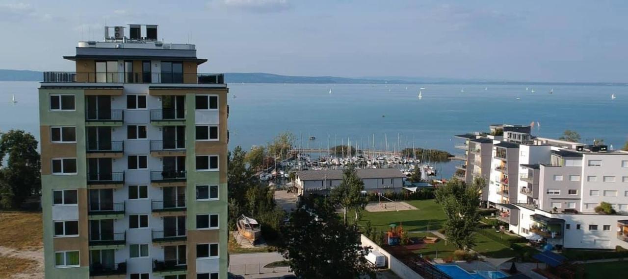 Nett Apartman Apartment Siofok Luaran gambar